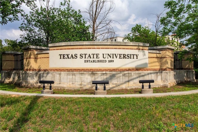 821 Old Ranch Road 12, San Marcos, TX 78666 - community sign featuring a lawn