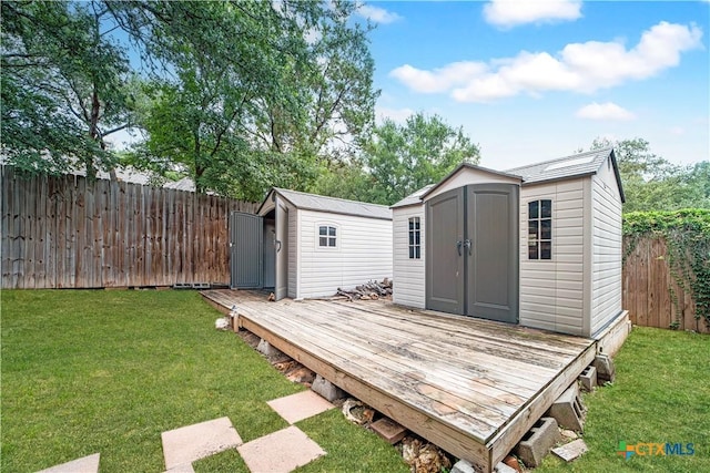 2203 Lancaster St, San Marcos, TX 78666 - view of yard featuring a wooden deck