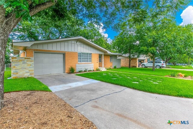 114 N 30th St, Gatesville, TX 76528 - photo 2
