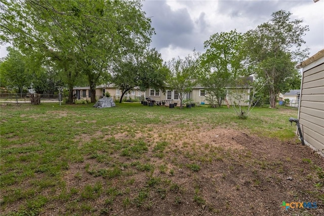216 Prospect St, Seguin, TX 78155 - view of yard featuring fence