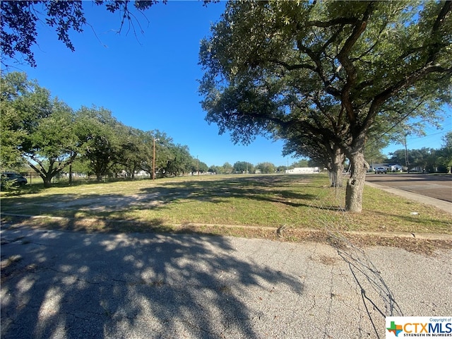 1902 E N St, Victoria TX, 77901 land for sale