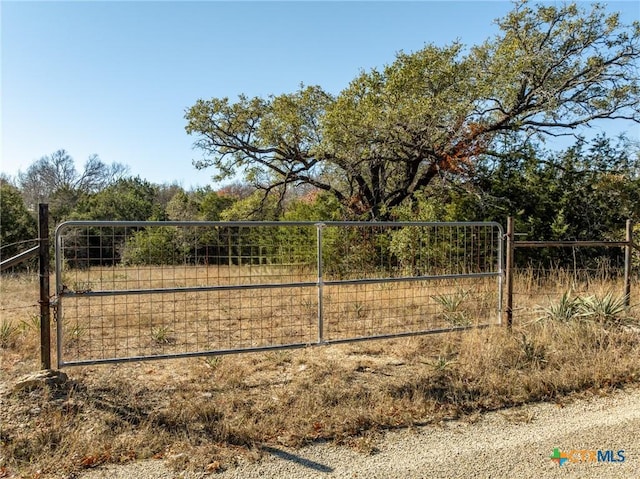 Listing photo 3 for 7550 County Road 142, Gatesville TX 76528