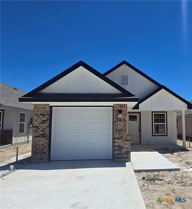 321 Monty Ave, Copperas Cove, TX 76522 - photo 1