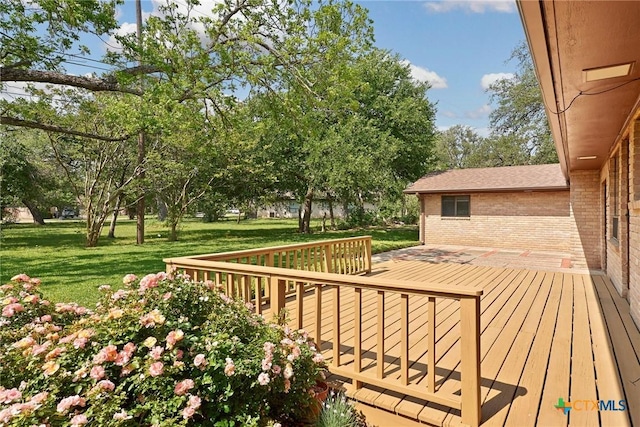517 Cherokee Dr, Temple, TX 76504 - wooden terrace with a lawn