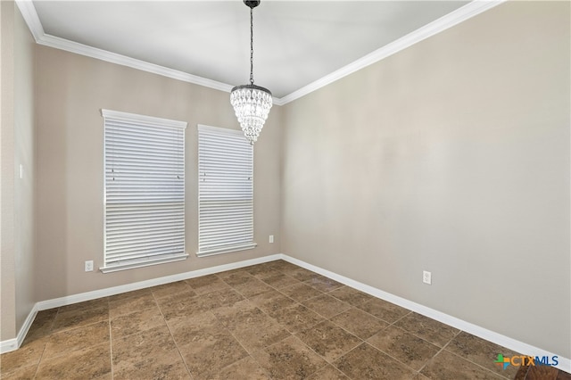 unfurnished room with an inviting chandelier and crown molding