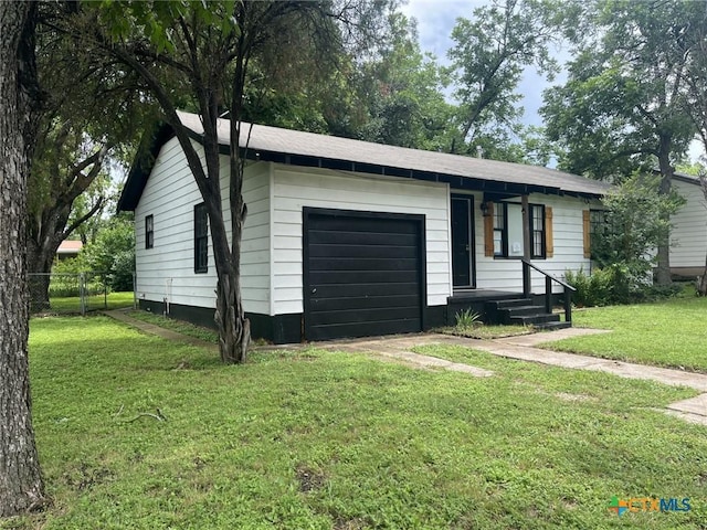 1601 S 35th St, Temple, TX 76504 - ranch-style home featuring an attached garage