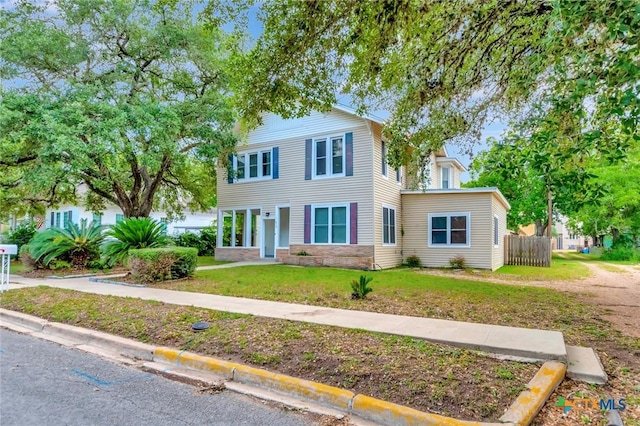 214 Hubbard St, Yoakum, TX 77995 - view of front of home