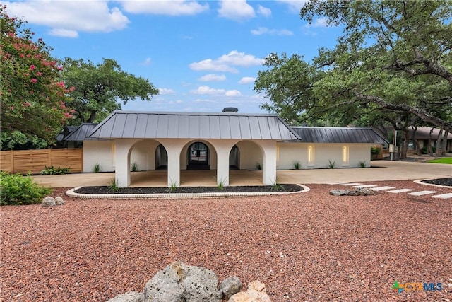 9 Mission Trce, New Braunfels, TX 78130 - view of horse barn