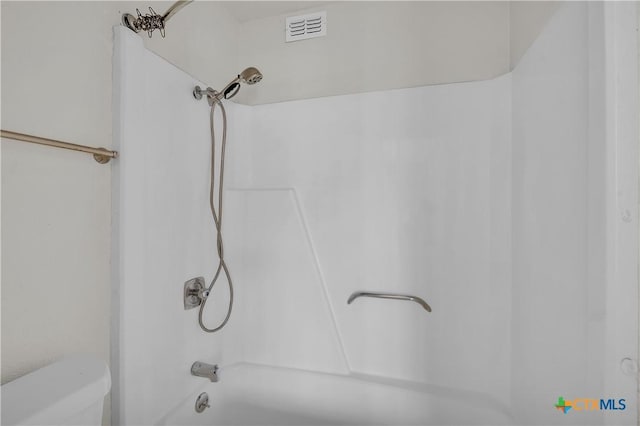 2002 Buckskin Trl, Temple, TX 76502 - full bathroom with toilet and shower / tub combination