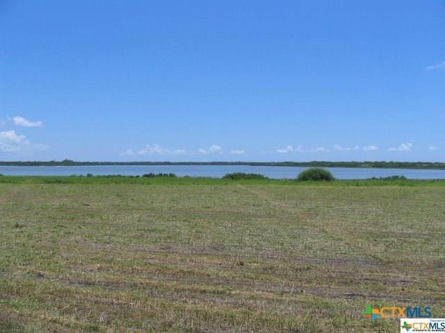 Listing photo 2 for 9 Redfish Way, Port Lavaca TX 77979