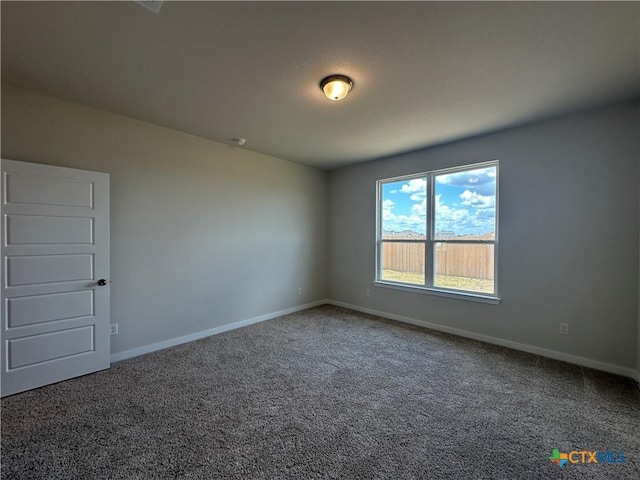 907 James Parker Cir, Killeen, TX 76542 - carpeted spare room featuring baseboards