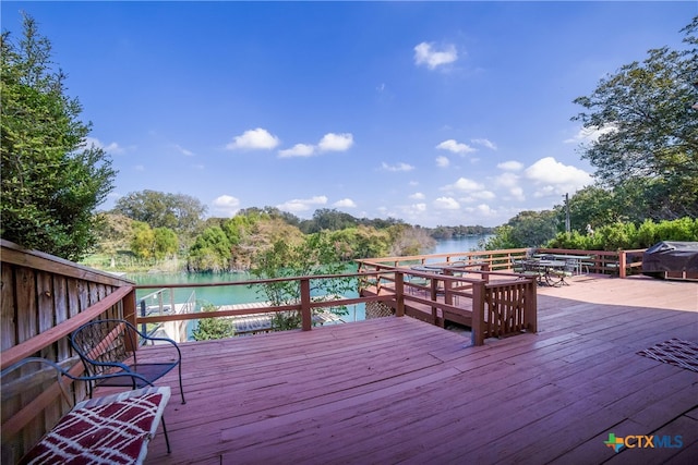 323 E Klein Rd, New Braunfels, TX 78130 - wooden terrace with a water view