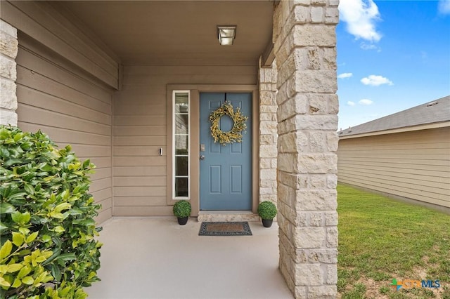 view of entrance to property