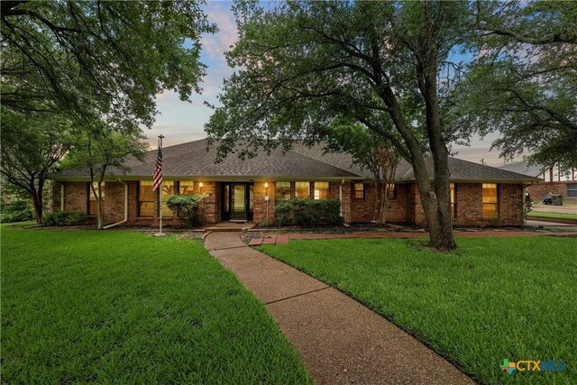 8216 Teakwood Dr, Woodway, TX 76712 - photo 1
