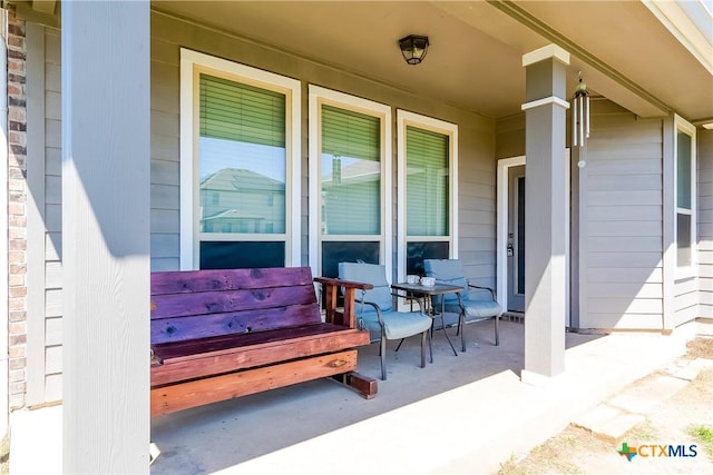 view of patio / terrace with covered porch