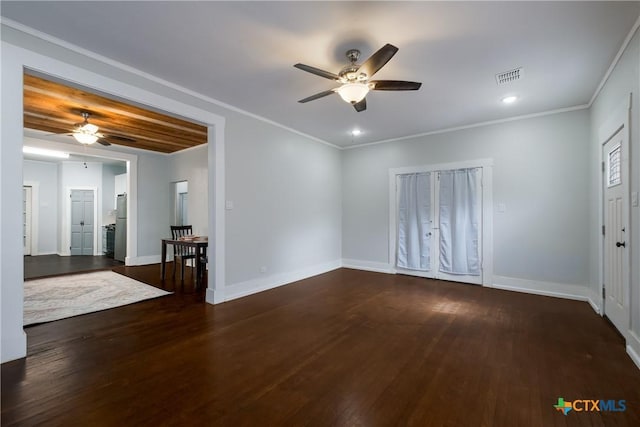 721 W Kings Hwy, San Antonio, TX 78212 - unfurnished living room featuring a ceiling fan, wood finished floors, baseboards, crown molding, and recessed lighting