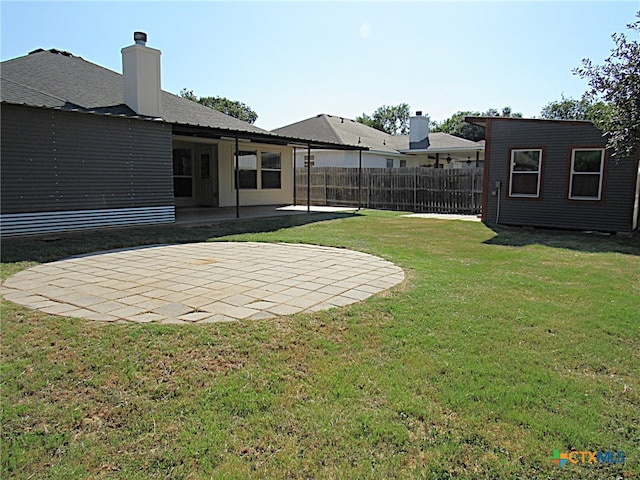 view of yard with a patio