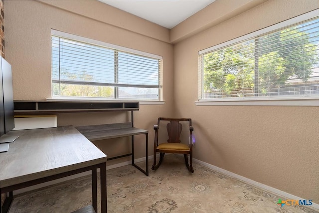 1322 Rivercrest Dr, New Braunfels, TX 78130 - sitting room with baseboards and a textured wall