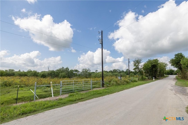 3837 Callihan Rd, Luling, TX 78648 - photo 13