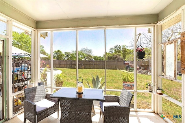 view of sunroom / solarium