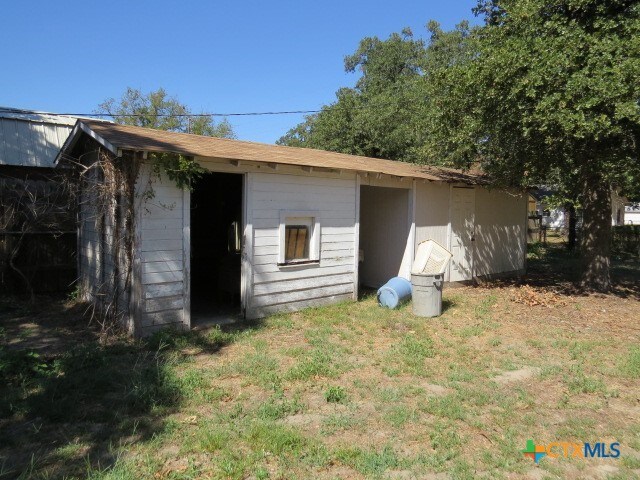 view of back of house