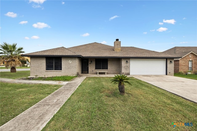 1062 Rolling Path, New Braunfels, TX 78130 - ranch-style house featuring brick siding, driveway, an attached garage, and a front lawn
