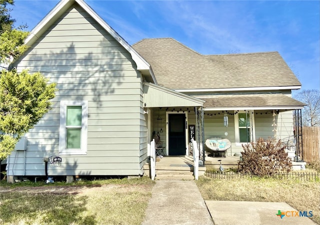 bungalow-style house with covered porch