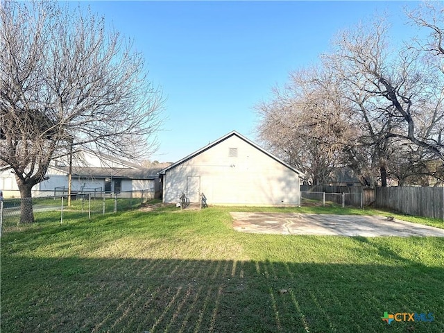 505 S 9th St, Stockdale, TX 78160 - photo 5