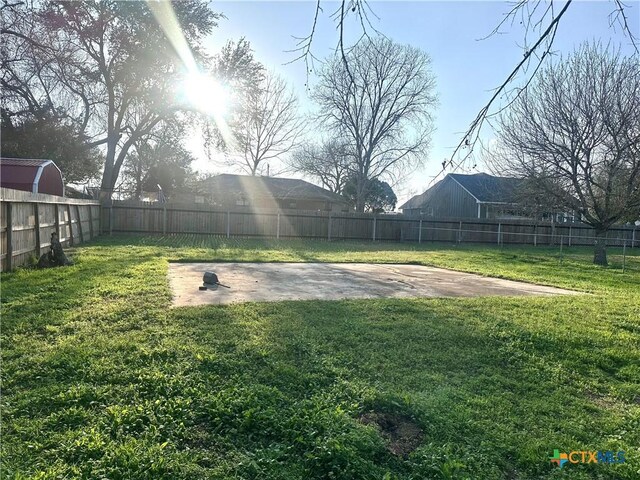 505 S 9th St, Stockdale, TX 78160 - photo 4