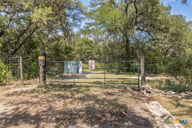 102 Norcrest Dr, San Marcos, TX 78666 - view of gate