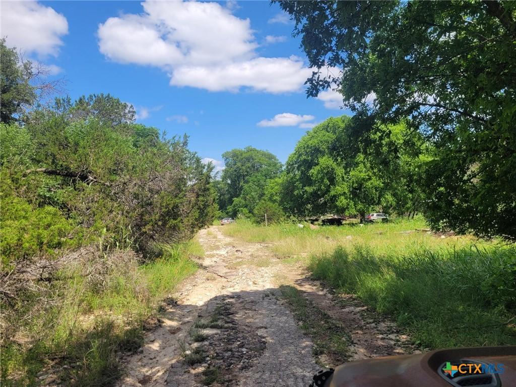 6681 Valley Dr, Belton, TX 76513 - photo 2