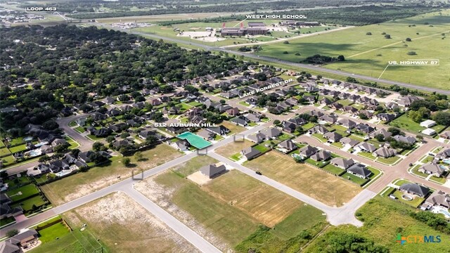 512 Auburn Hl, Victoria, TX 77904 - photo 2