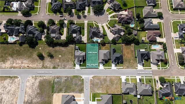 512 Auburn Hl, Victoria, TX 77904 - photo 1