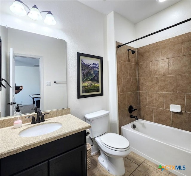 555 Solms Frst, New Braunfels, TX 78132 - full bathroom featuring vanity, toilet, and bathing tub / shower combination