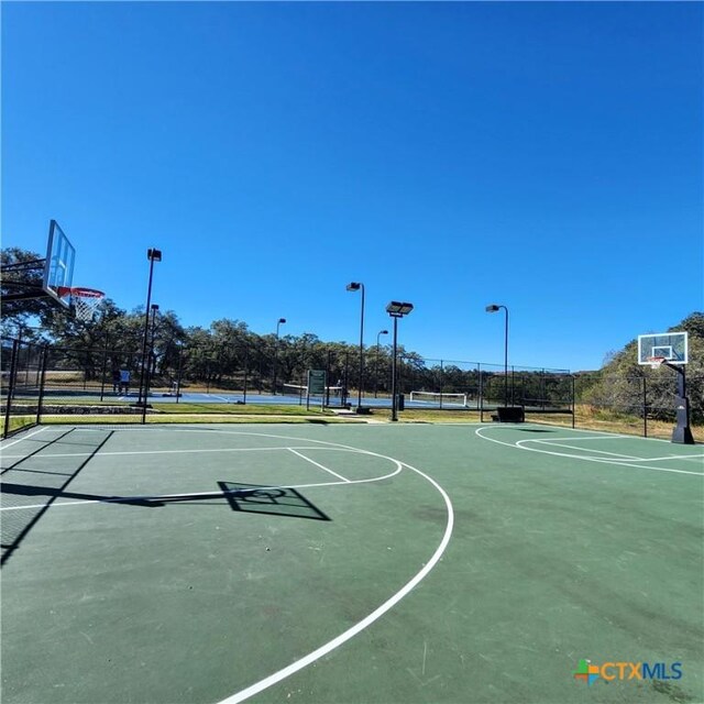 555 Solms Frst, New Braunfels, TX 78132 - view of basketball court featuring community basketball court