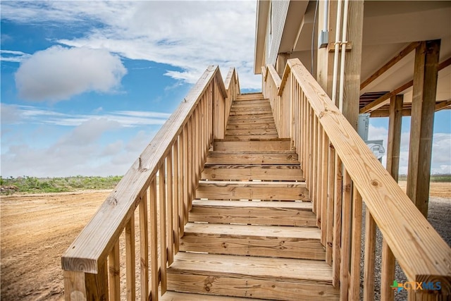 177 Powderhorn Ln, Port Lavaca, TX 77979 - view of stairway