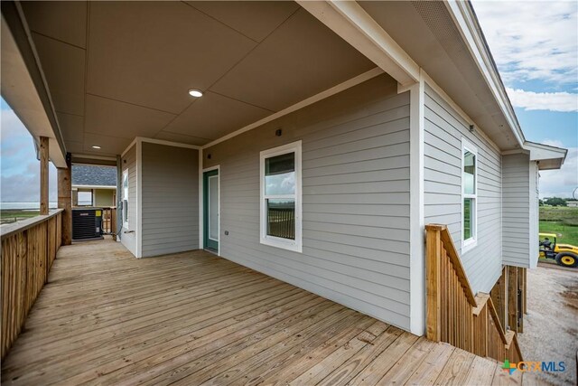 177 Powderhorn Ln, Port Lavaca, TX 77979 - view of wooden terrace