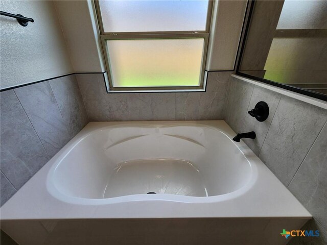 719 Eagle Claw Dr, Salado, TX 76571 - full bathroom with a bath