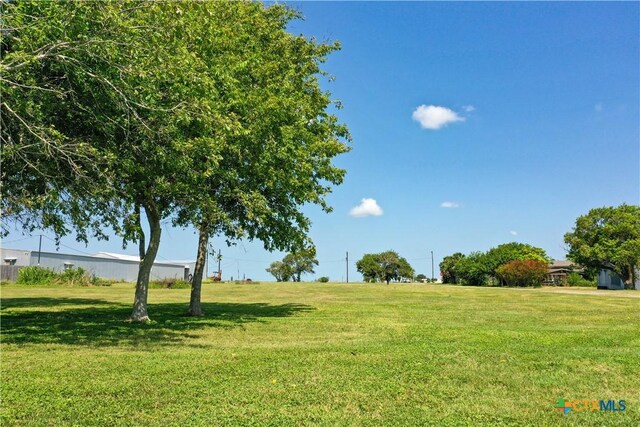 302 Luthardt, Austwell, TX 77950
