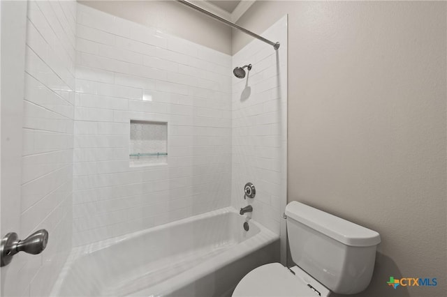 5905 Turtle Creek Trl, Temple, TX 76502 - full bath with toilet and shower / bathtub combination