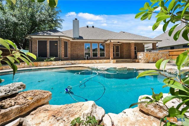 5905 Turtle Creek Trl, Temple, TX 76502 - view of outdoor pool