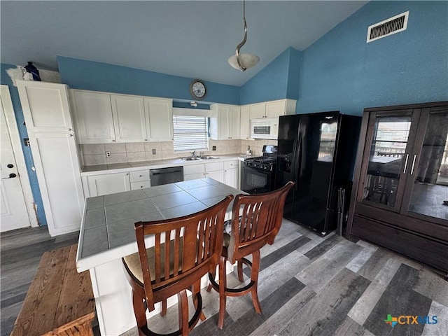 303 E Bay Ave, Seadrift, TX 77983 - photo 13