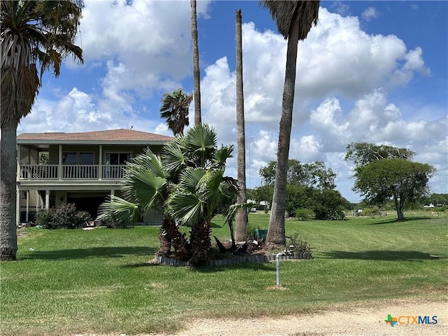 303 E Bay Ave, Seadrift, TX 77983 - photo 2