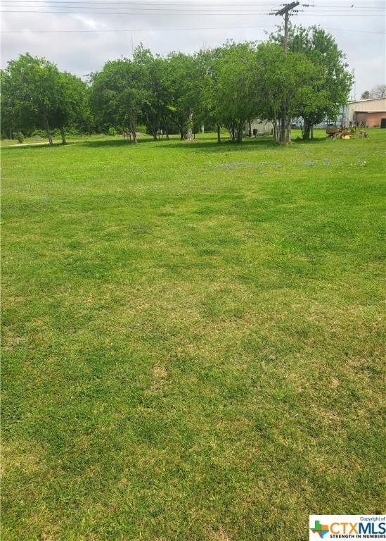 303-309 W Austin Ave, Seadrift, TX 77983 - photo 12