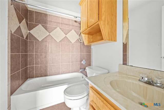 1212 Trailboss Dr, Killeen, TX 76549 - bathroom with vanity and shower / washtub combination
