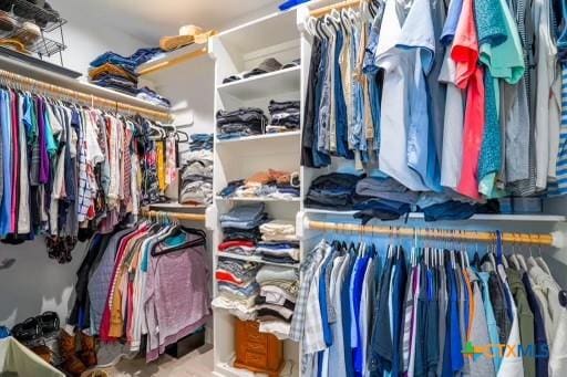 view of walk in closet