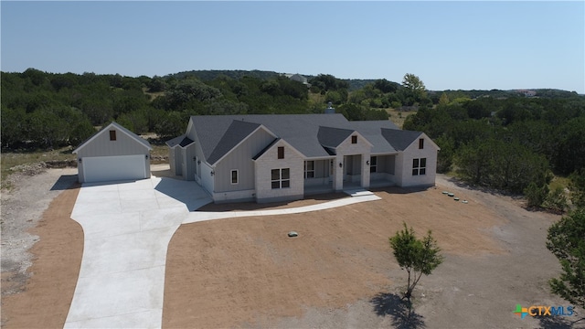 view of front of house with a garage