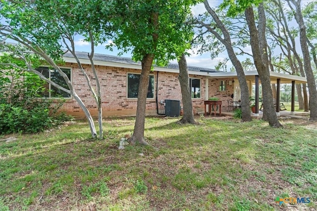 209 E Meadow Ln, Wimberley, TX 78676 - photo 2