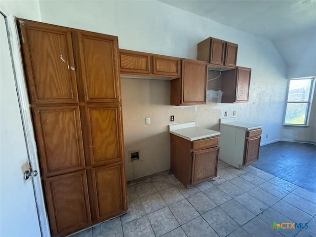 kitchen with vaulted ceiling