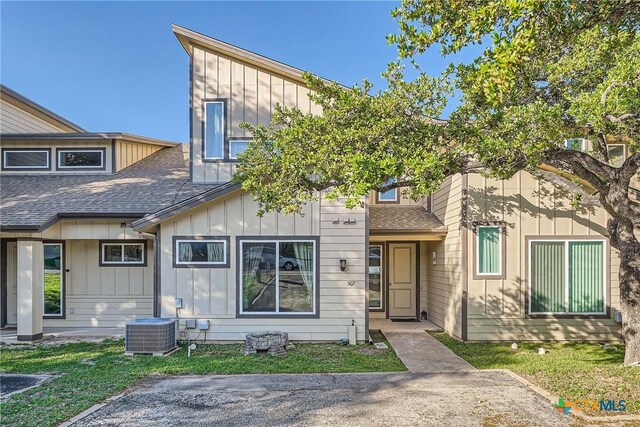 507 Venture Blvd, Point Venture, TX 78645 - photo 1